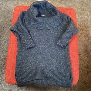 Y2K EXPRESS Gold Metallic Thread Knit Sweater